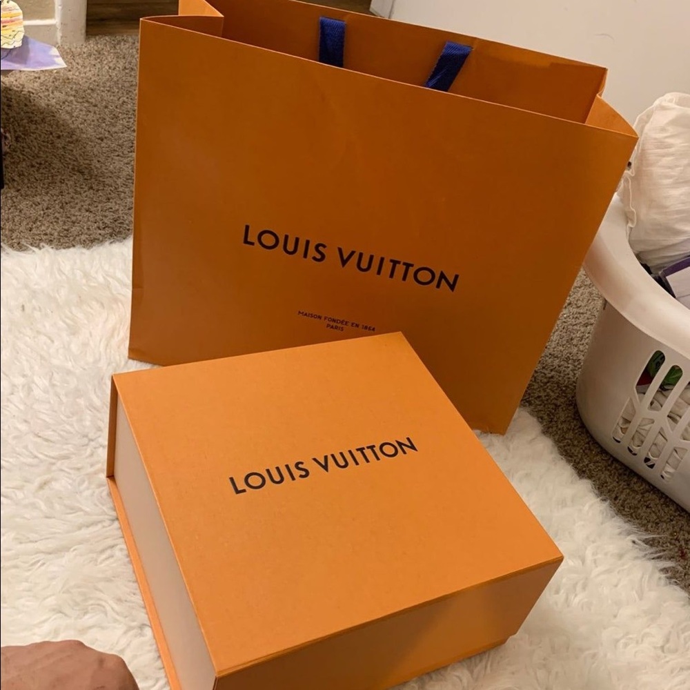 Selling Louis Vuitton boxes and bags